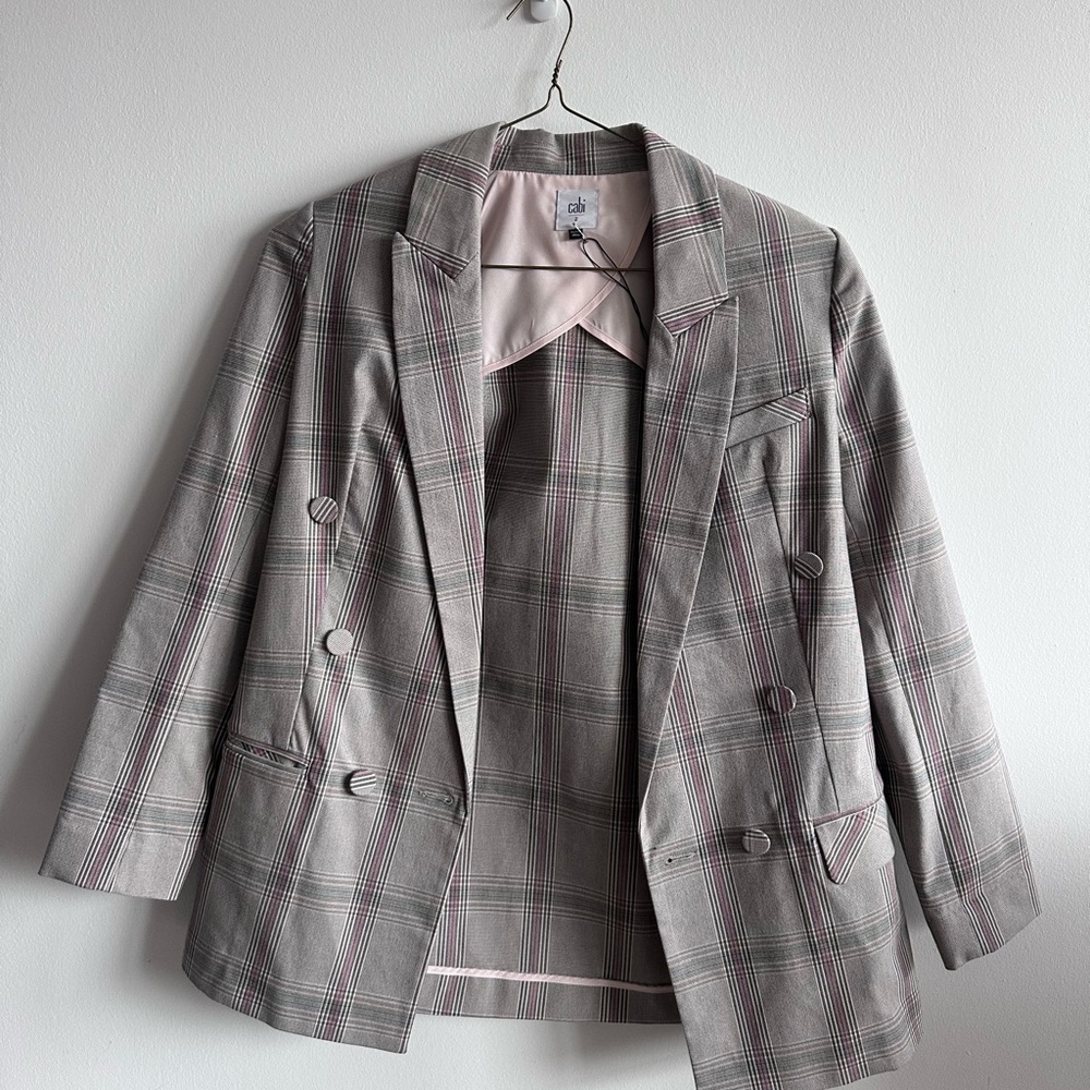 CAbi Gray and Pink Blazer with Notched Lapel and Tailored Fit